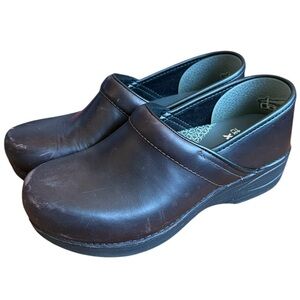 Dansko XP 2.0 ClogsBrown Leather Waterproof Slip Resistant Work EU39/US 8.5-9